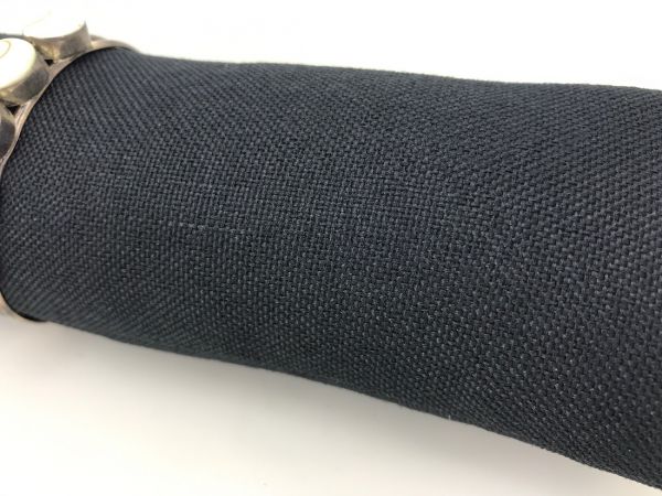 Long Coussin en Coton Noir pour Bracelet Montre - 23 x 7 cm