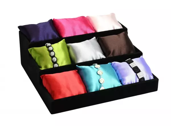 Plateau en escalier pour Bracelets Montres avec 9 Coussins Satin de Couleur